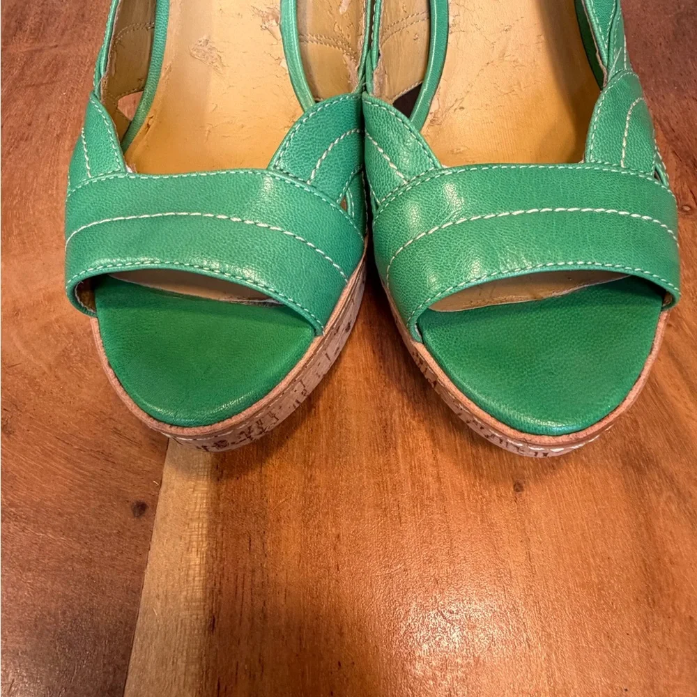 Nine West Vintage Y2K Green/Tan Leather Cork Platform Heels (GUC)